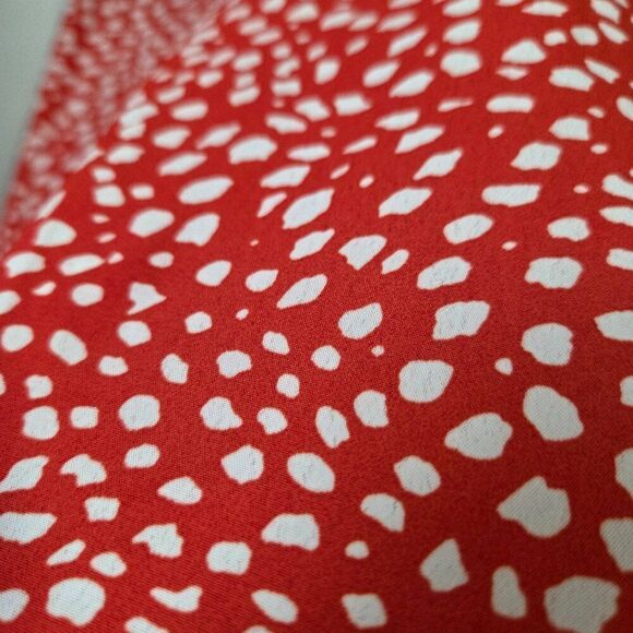 LIKE NEW SHEIN RED WHITE SPECKLED MIDI SKIRT RUFFLED BOTTOM SIZE SMALL - Picture 6 of 14
